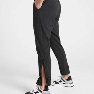 Athleta Black Trekkie Pants